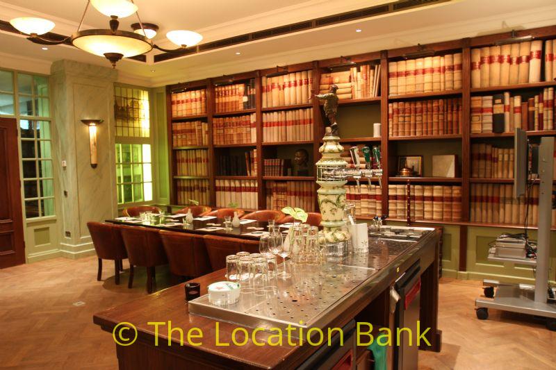 bar