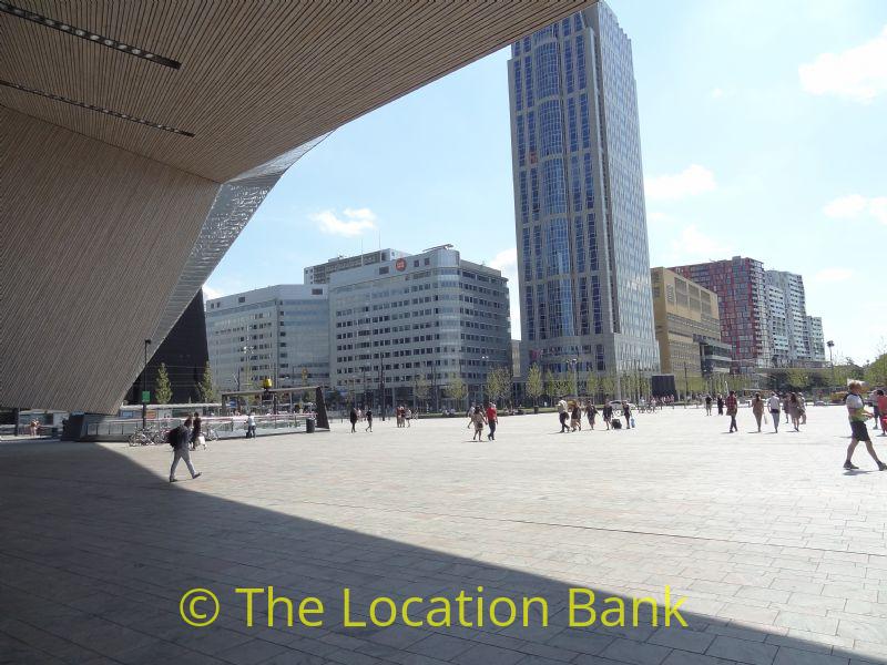 square mit modern architecture