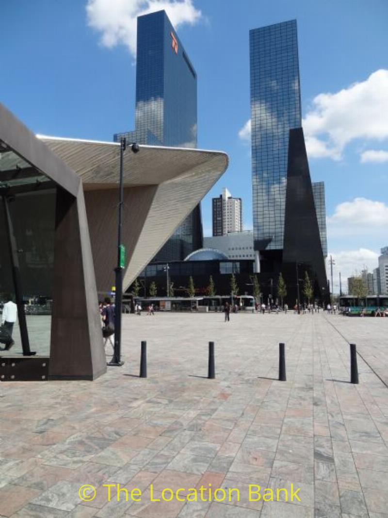 square mit modern architecture