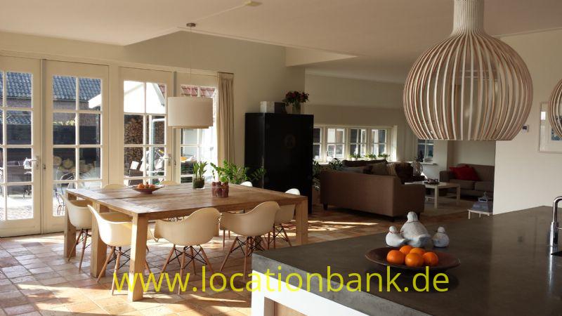 offene K&uuml;che in Wohnzimmer