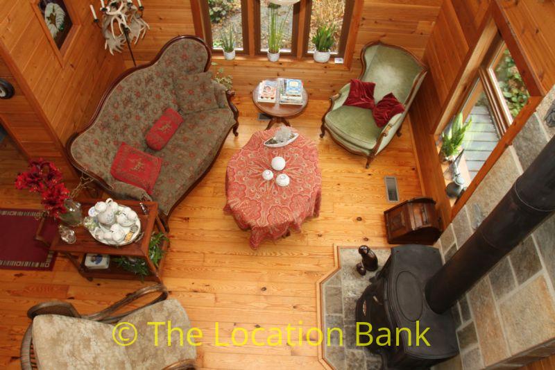 wooden house american loghouse