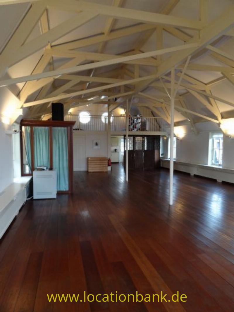 empty space studio