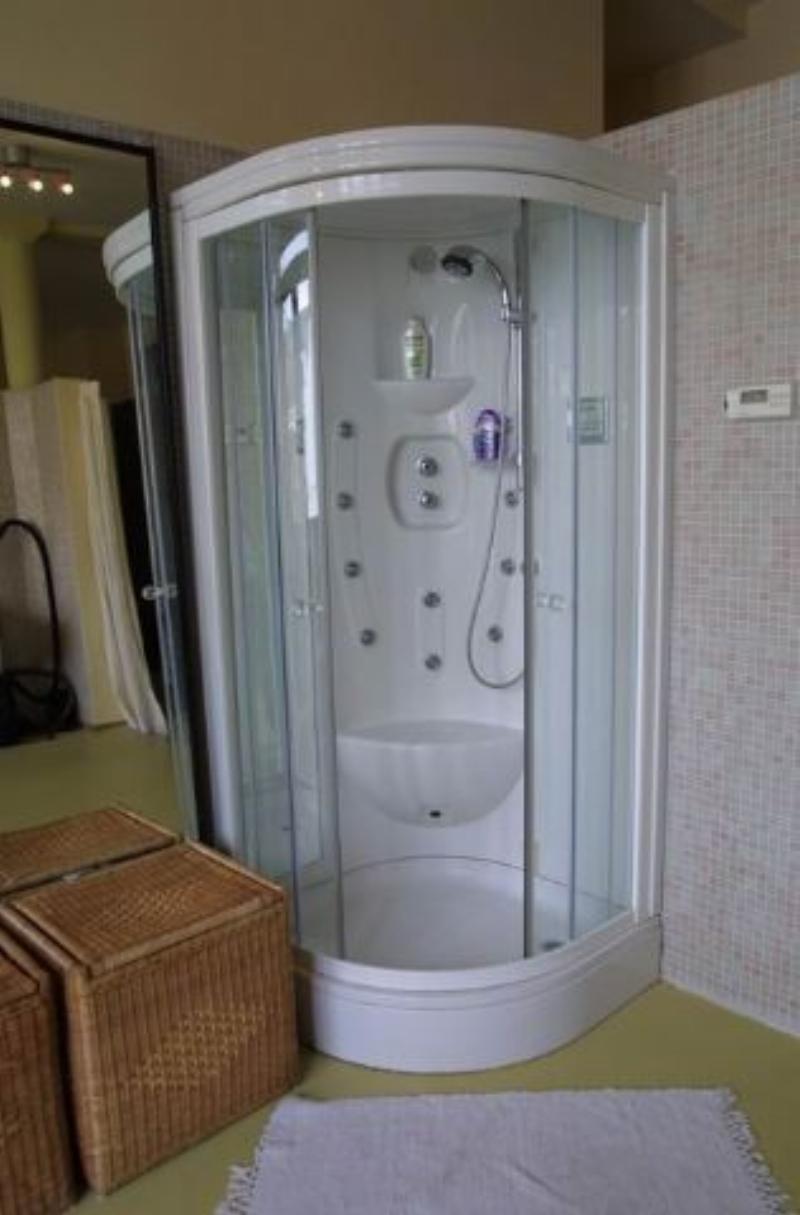 Badezimmer shower