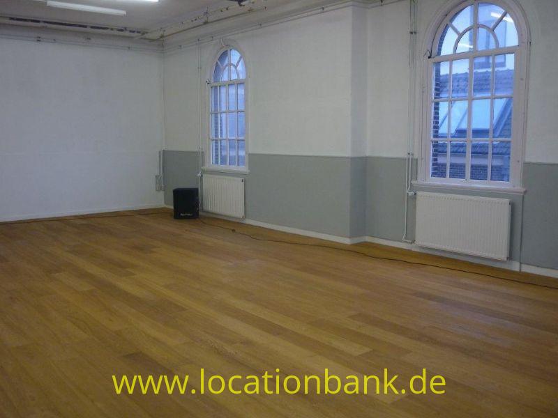 empty amsterdam Dachboden