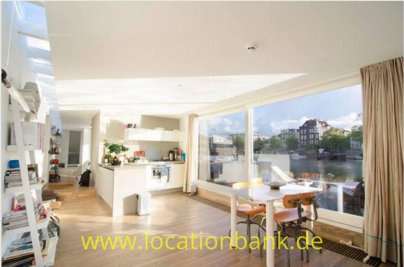 modern Wohnzimmer at the waterfront