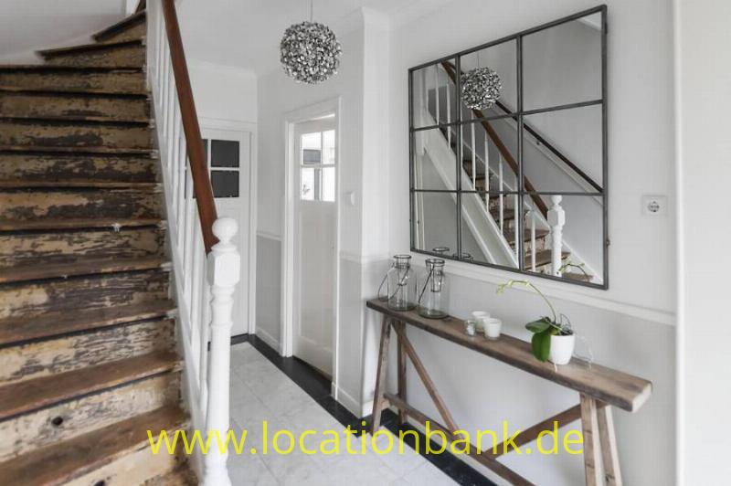 Holztreppe