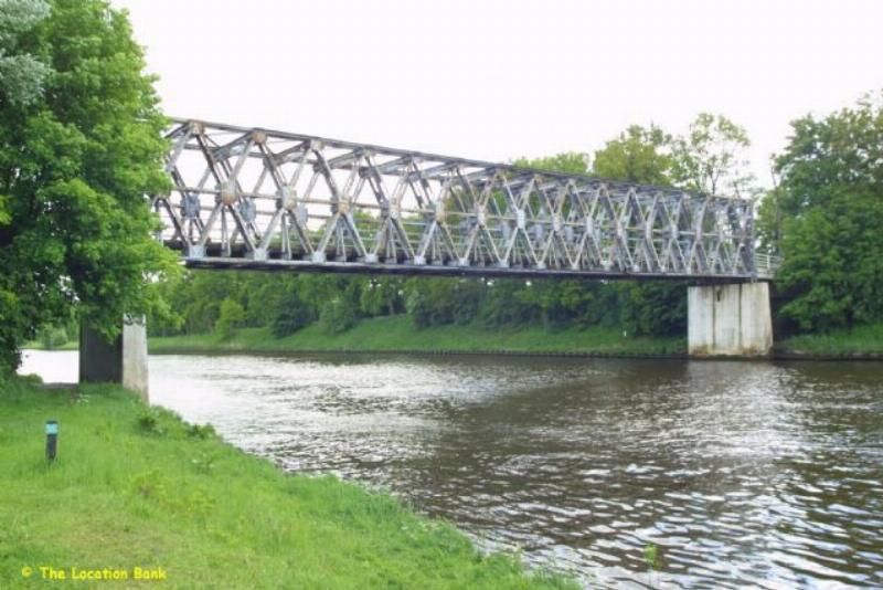 Antiker prewar iron onelane Br&uuml;cke