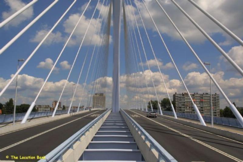 Moderne Hightecj Br&uuml;cke