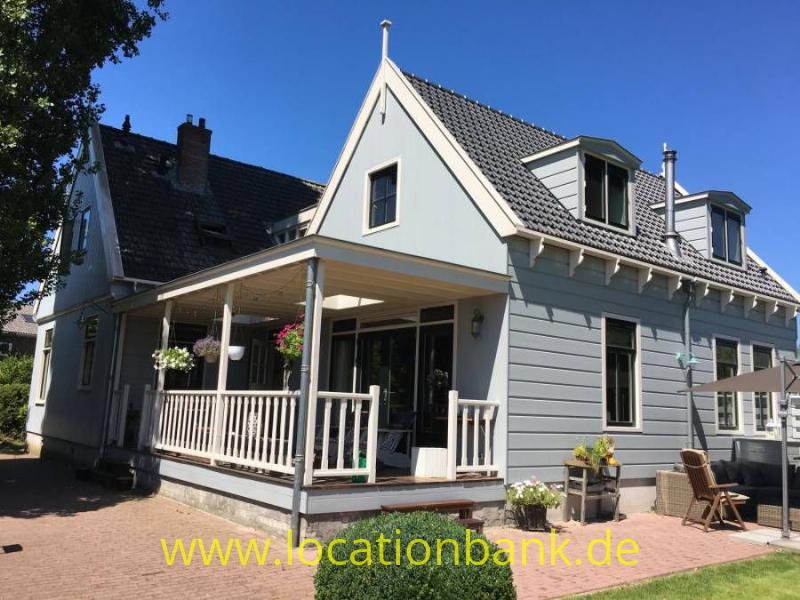Holl�ndische Holzhaus mit Terasse