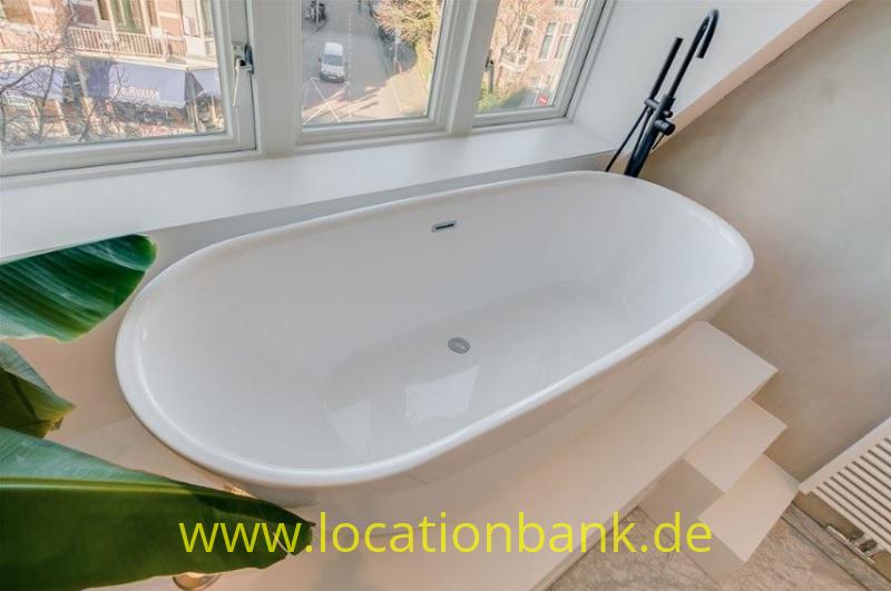 Badewanne mit Blick