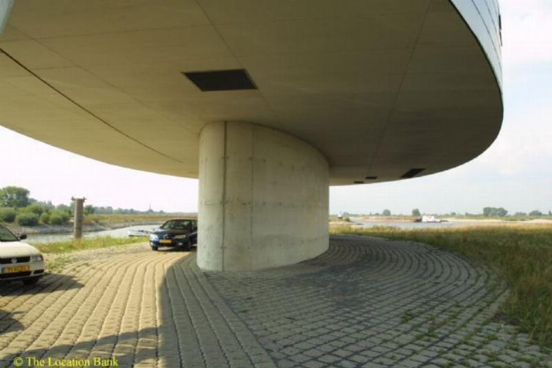 Moderne Graphic Building