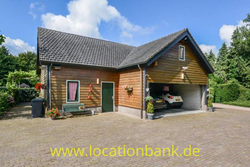 Garage und Schaune
