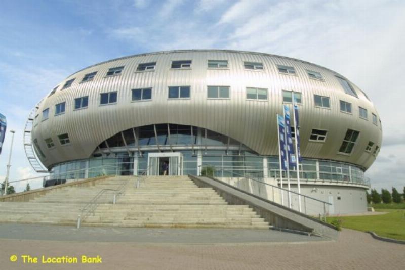 Moderne building modern architecture