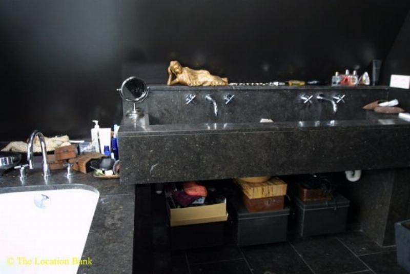 Black Badezimmer
