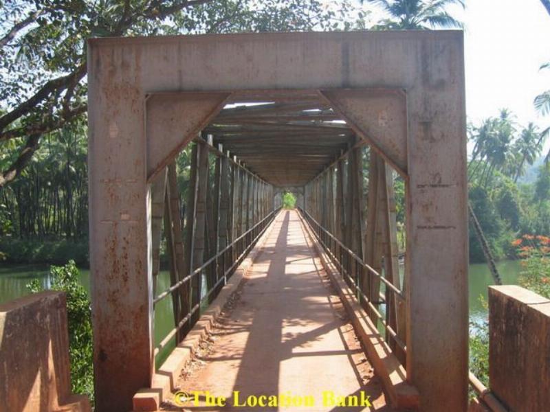 Industrial prewar Indian Br&uuml;cke