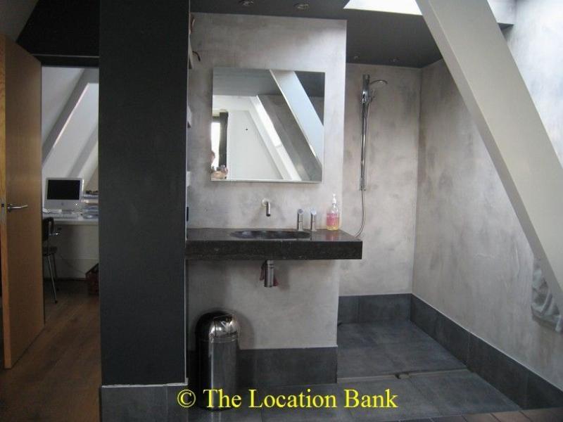 Luxurious Badezimmer mit shower und Badewanne