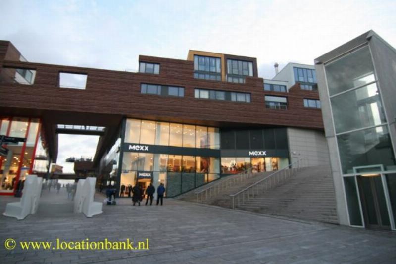 Modernee Einkaufsstra&szlig;e