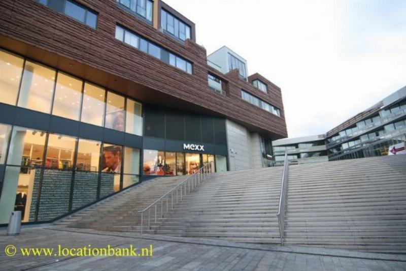 Modernee Einkaufsstra&szlig;e