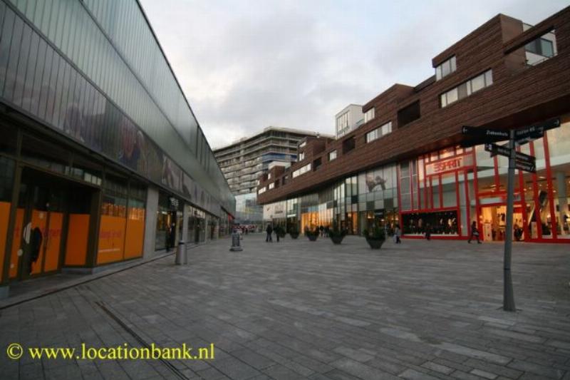 Modernee Einkaufsstra&szlig;e