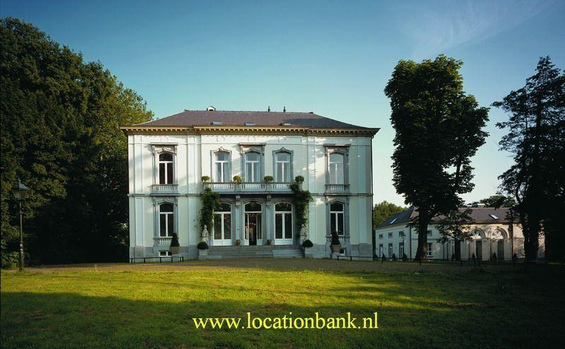 Country house villa oder Kleines Schloss