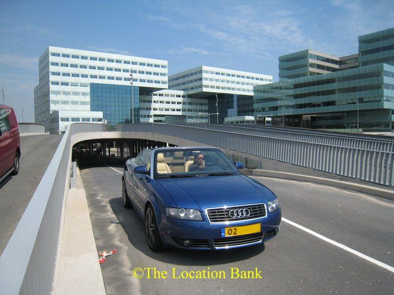 Stra&szlig;es mit Skyline
