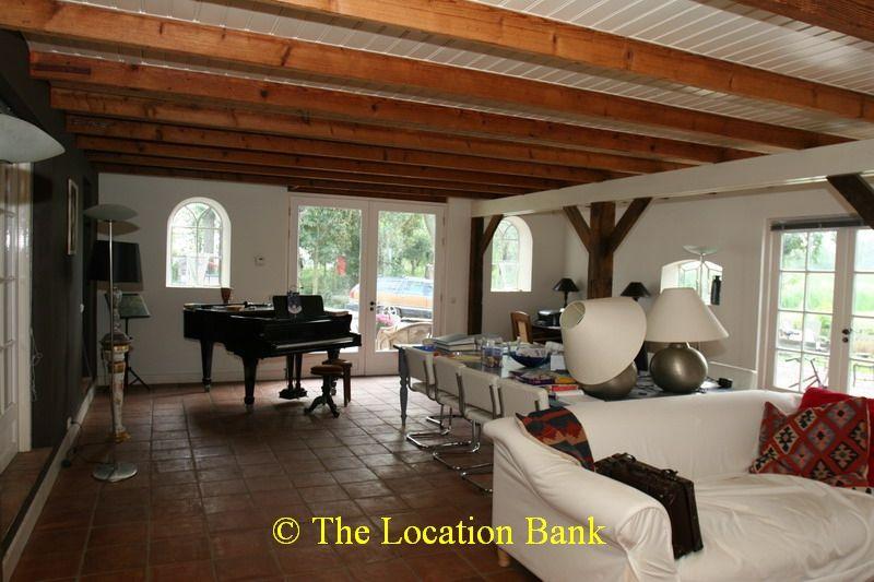 Wohnzimmer mit piano