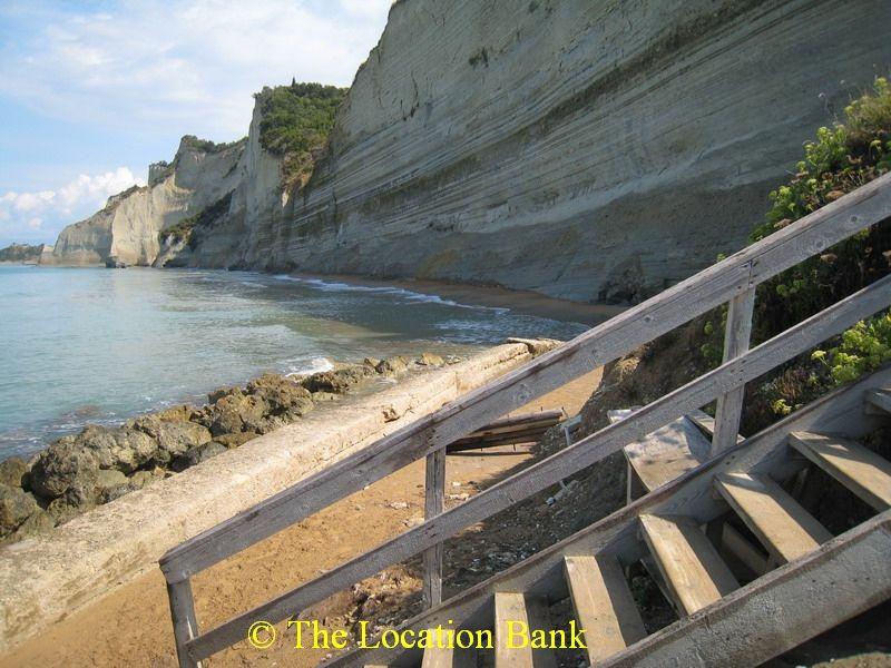 Beach und cliffs