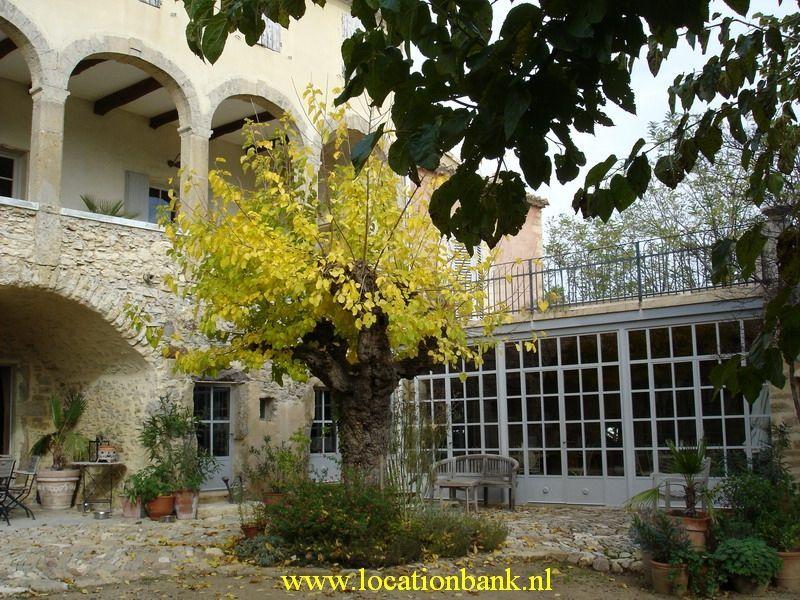 courtyard patio