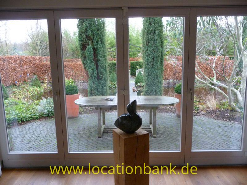 Wohnzimmer mit Garten view