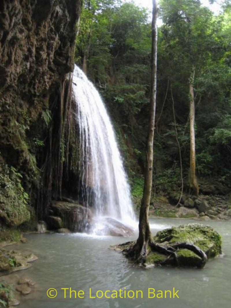 tropical Wasserfall
