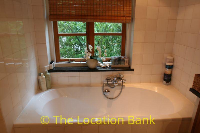 Badezimmer mit Badewanne