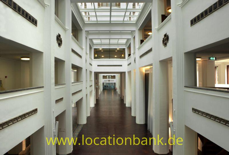 B&uuml;ro