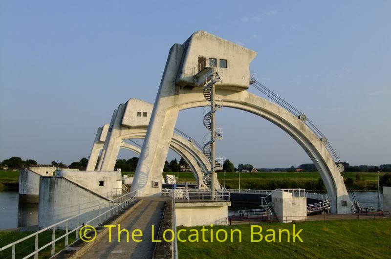 Barrage oder dam in the river