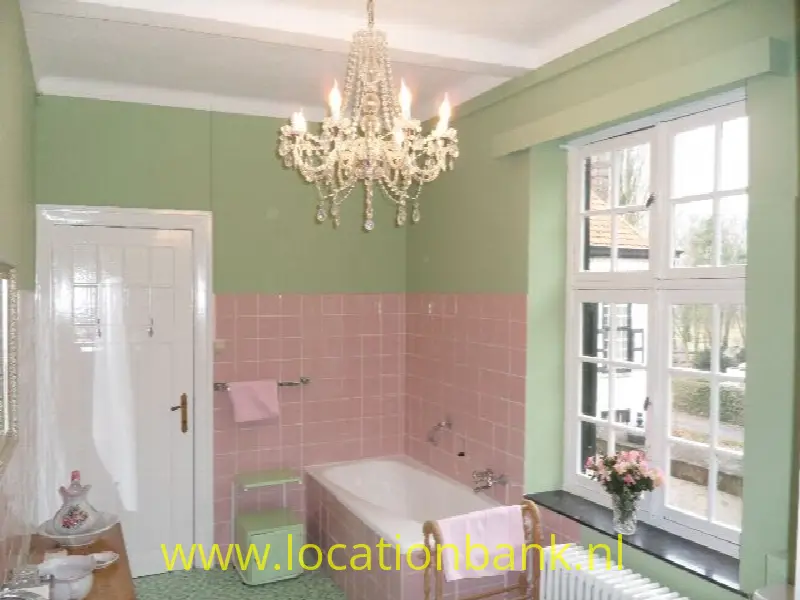 Ouderwetse groen badkamer
