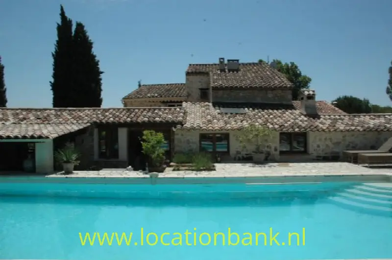 'La Bergerie' seen from pool
