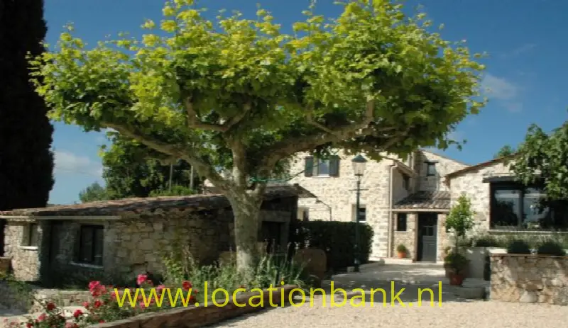  'La Bergerie' from entree parking