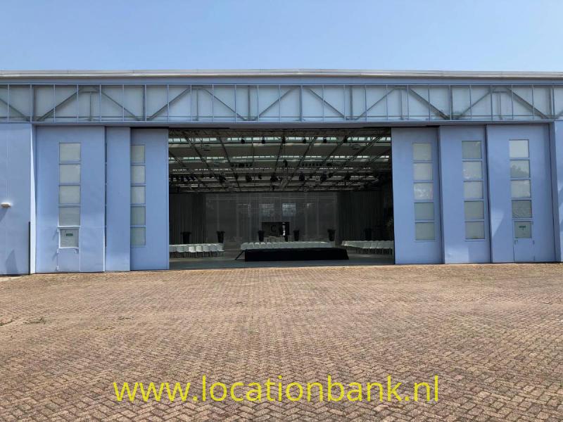 hangar