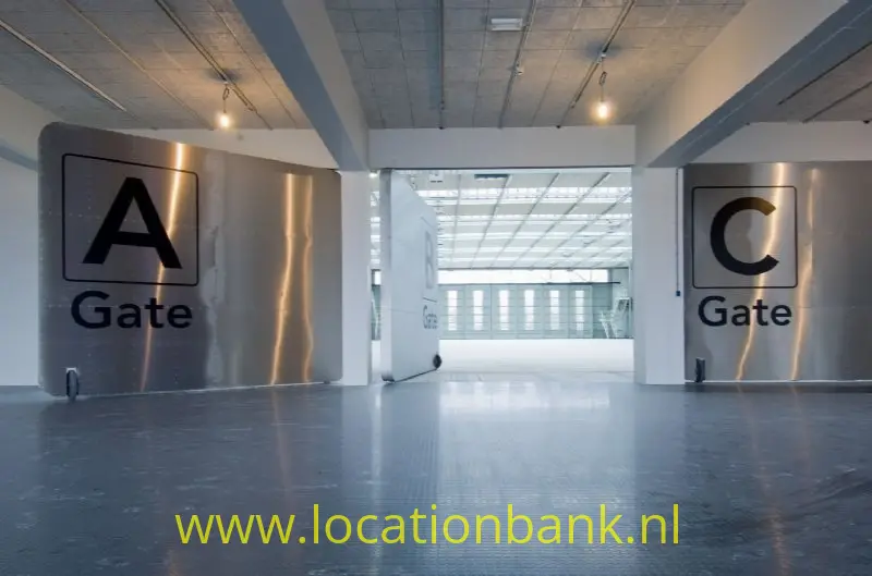 Lege industriële Loods of Hal