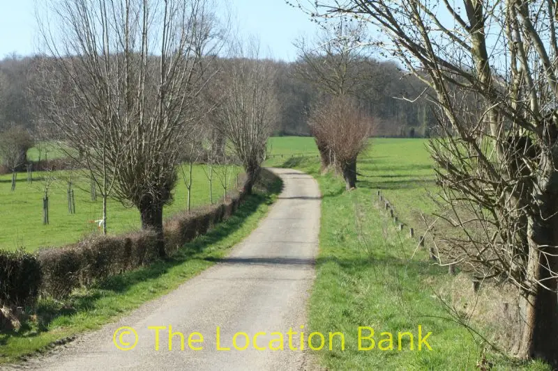 Landweg in de heuvels
