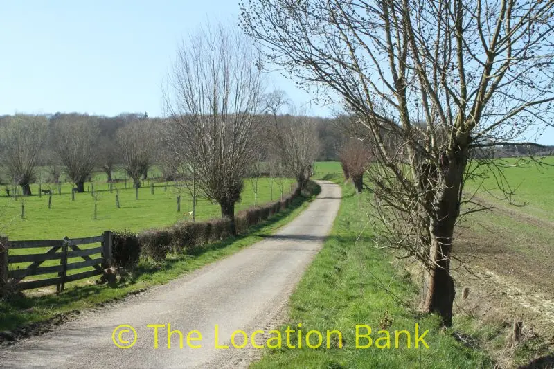 Landweg in de heuvels