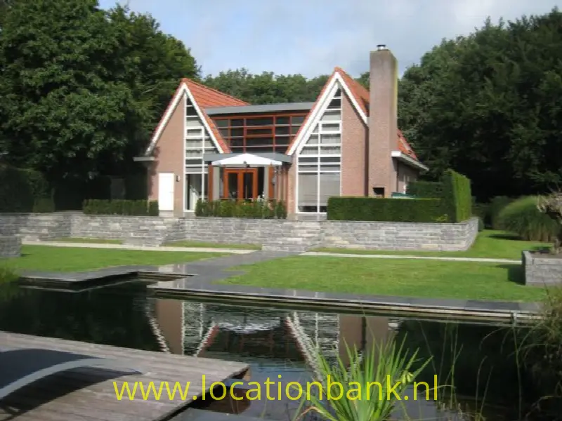 Villa met zwemvijver