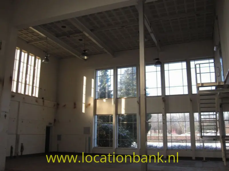 lege fabriekshal