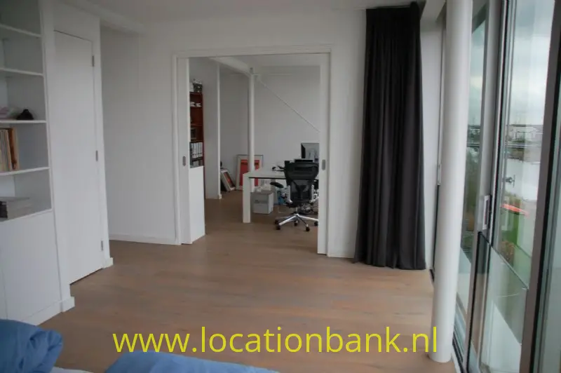 vrijstaande lichte villa