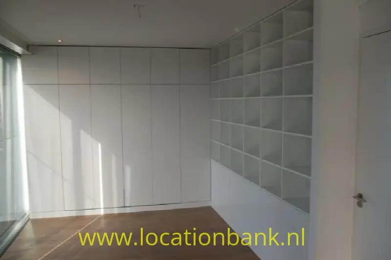 Bibliotheek verdieping 2