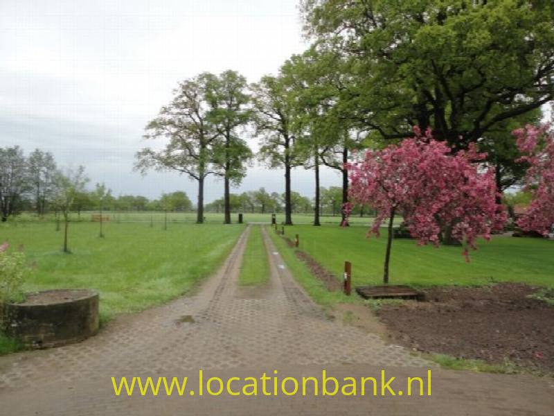 oprijlaan