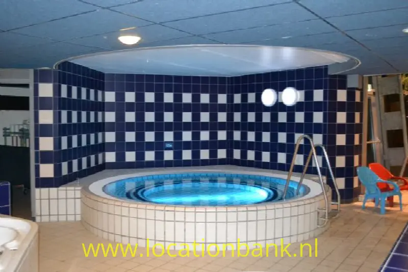 leisure pool