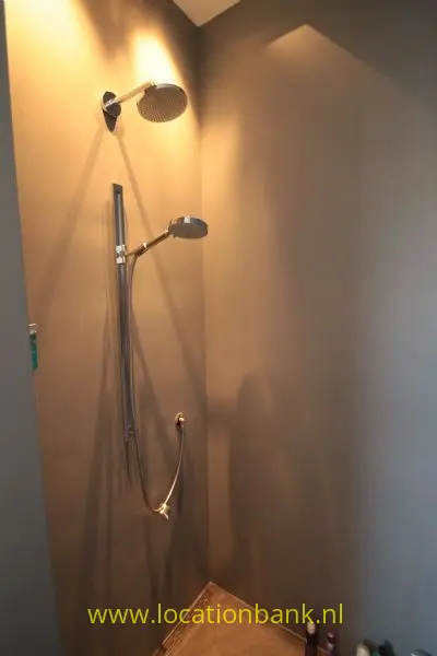 douche badkamer