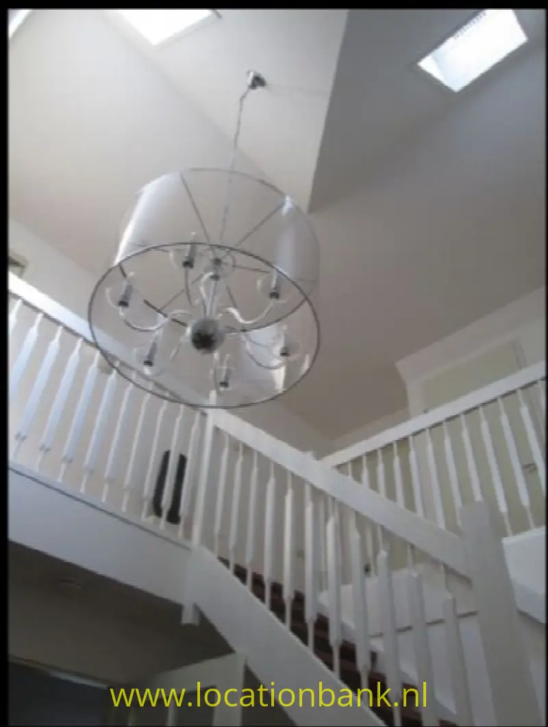 lamp hal