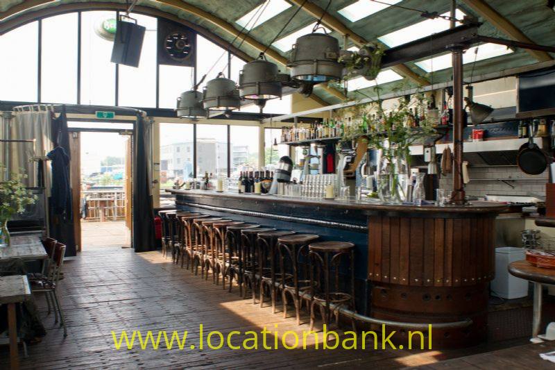 Bar cafe
