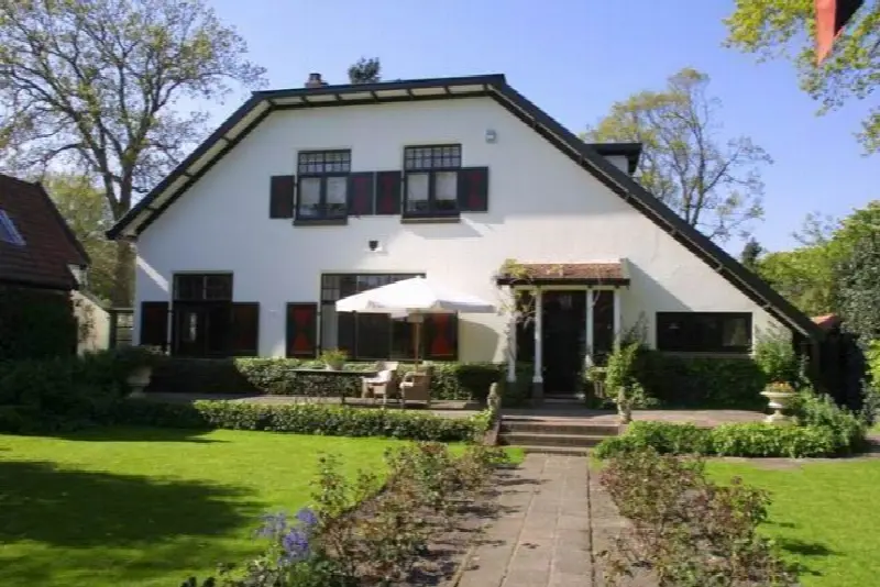 statige villa
